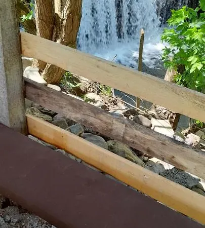 بيت للعطل Vikendica Na Jazu