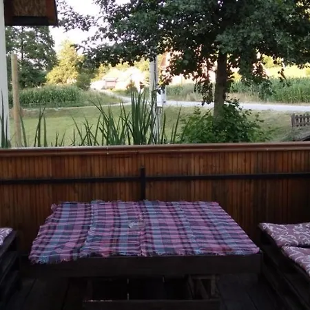 Vikendica Na Jazu Holiday home *