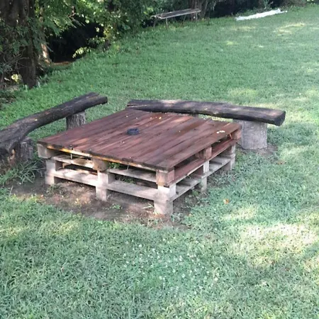 Vikendica Na Jazu بيت للعطل *